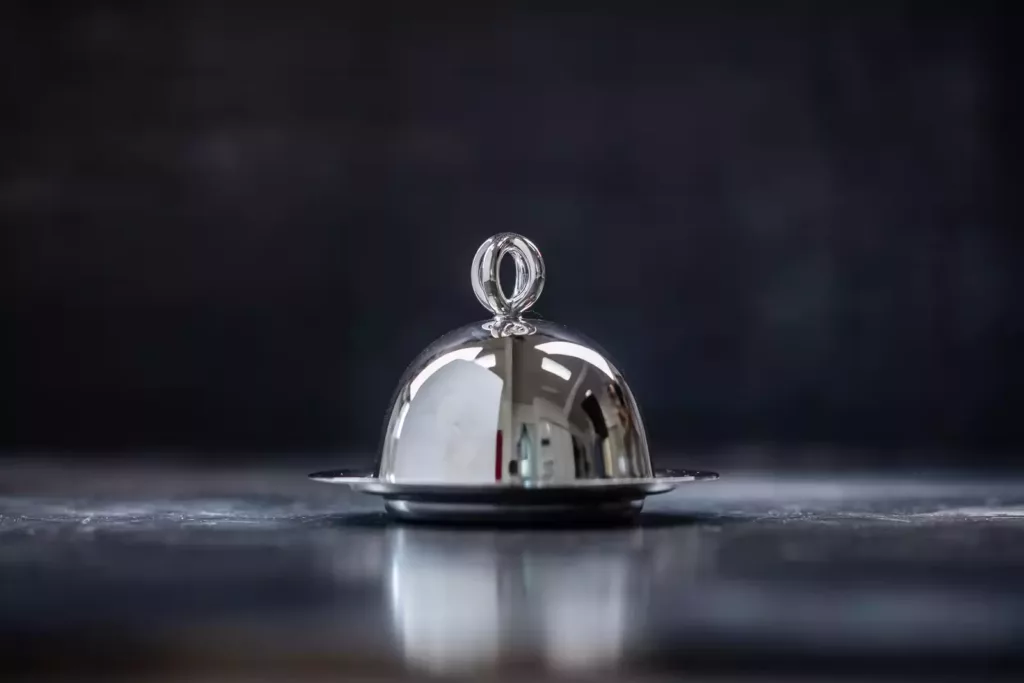 Escapade Latitude – Butter Dish – Silver Bell