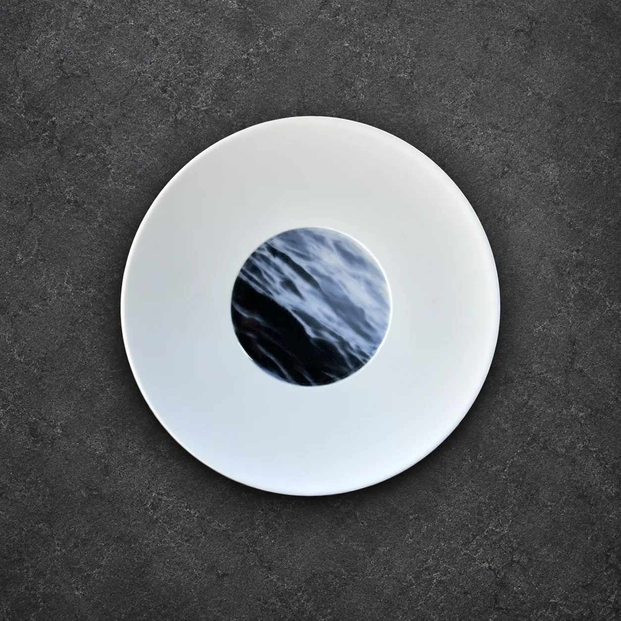Waves - Coupe Plate, Medium - (120_500_00)