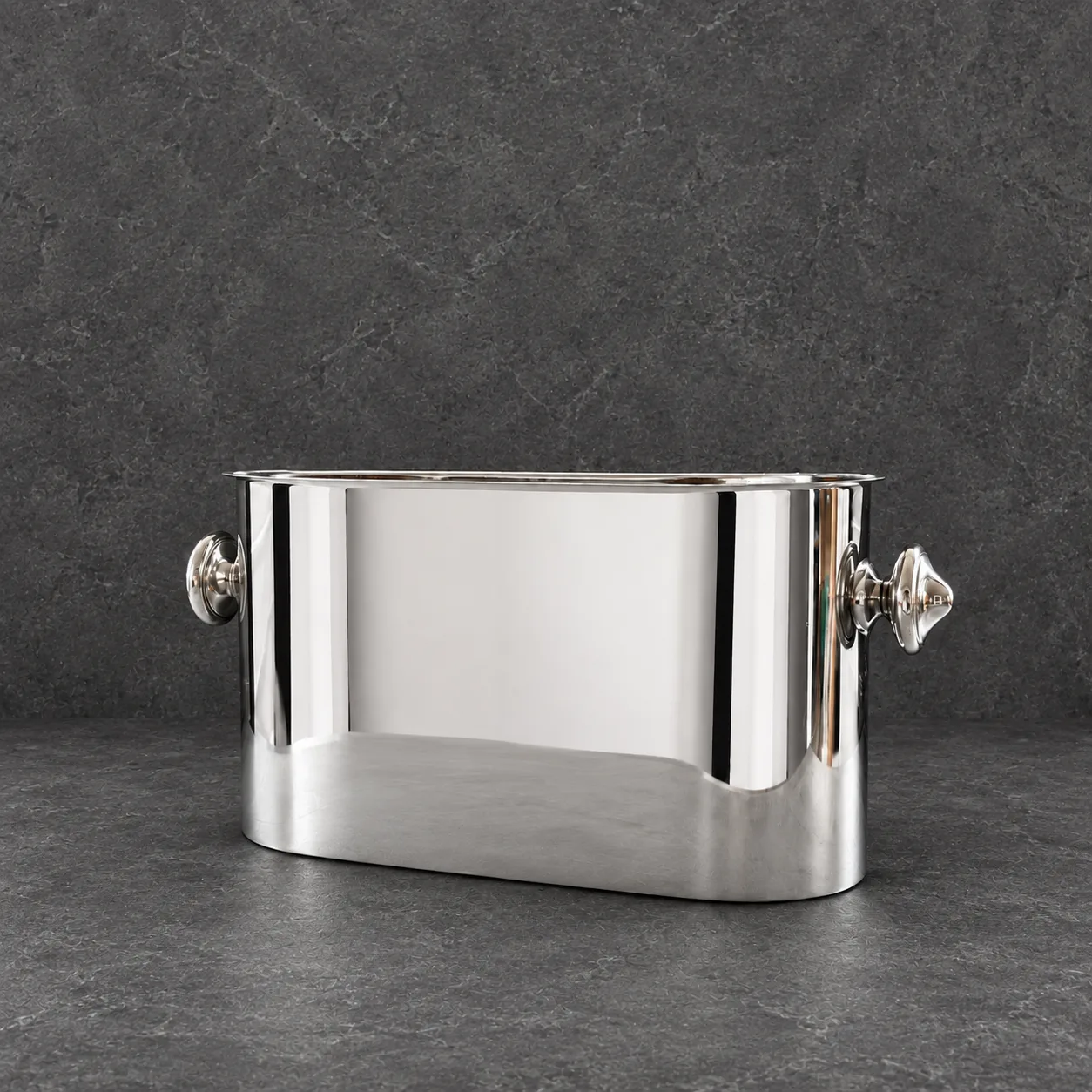 LEO – Champagne cooler – with foot